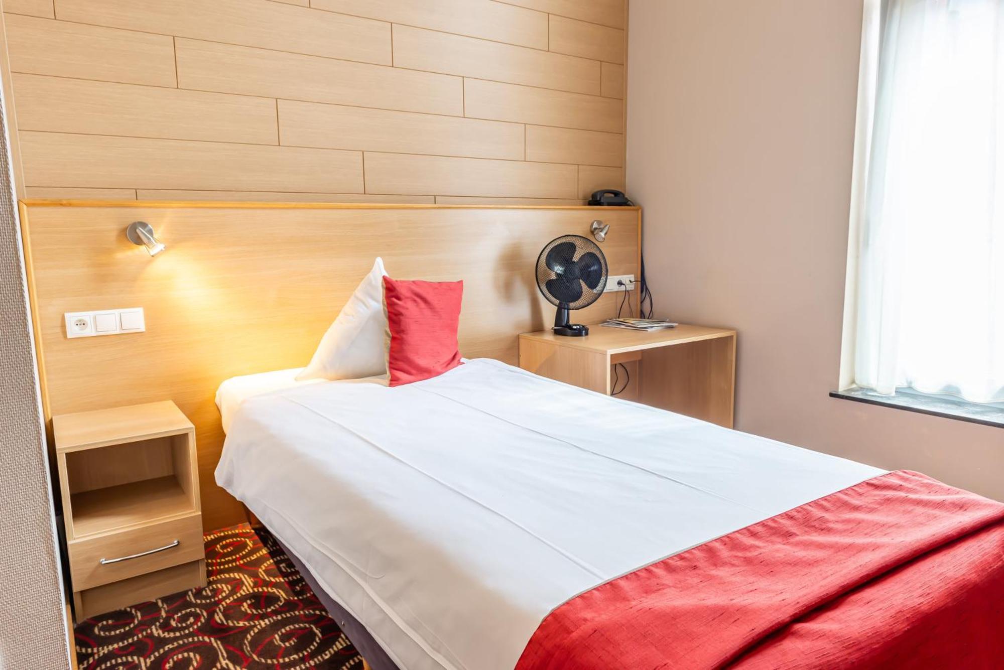 Hotel Ingredi Bree Eksteriør billede